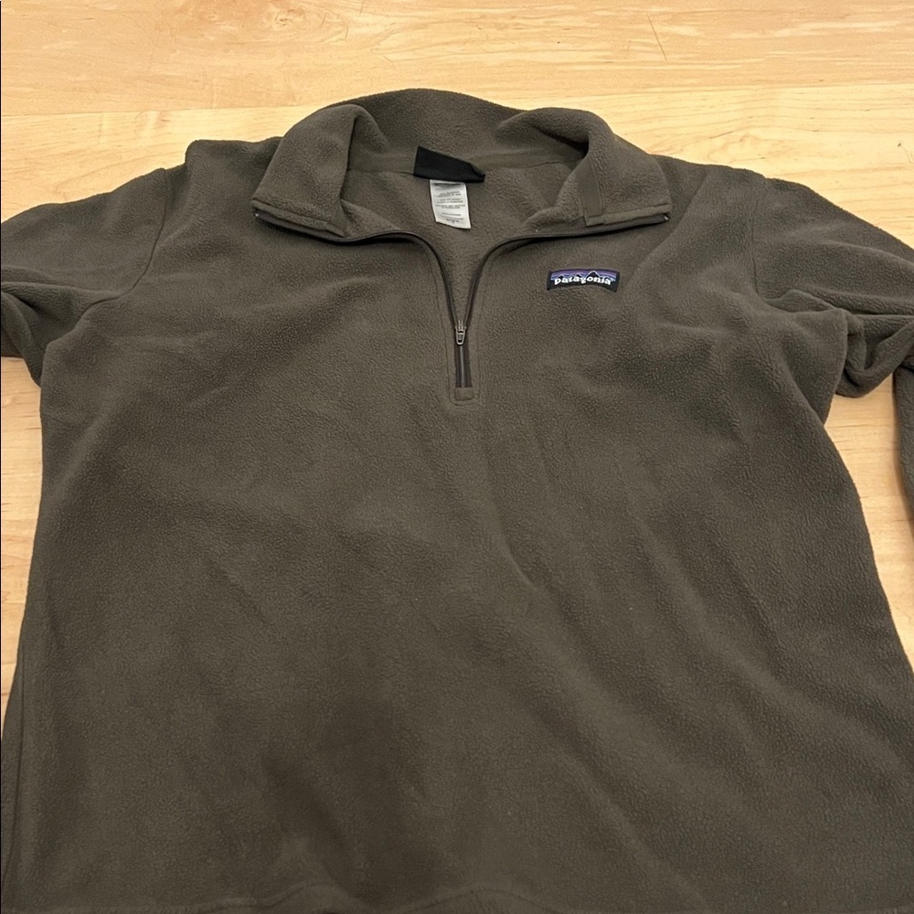 Patagonia Forest Green Quarter-Zip Fleece
